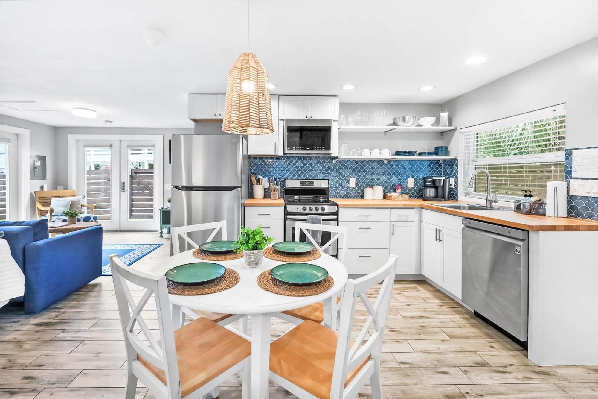 Coral Cottage, Stylish Studio Suite On Canal, Walkable To Beach, Private Parking Saint Augustine Exterior foto
