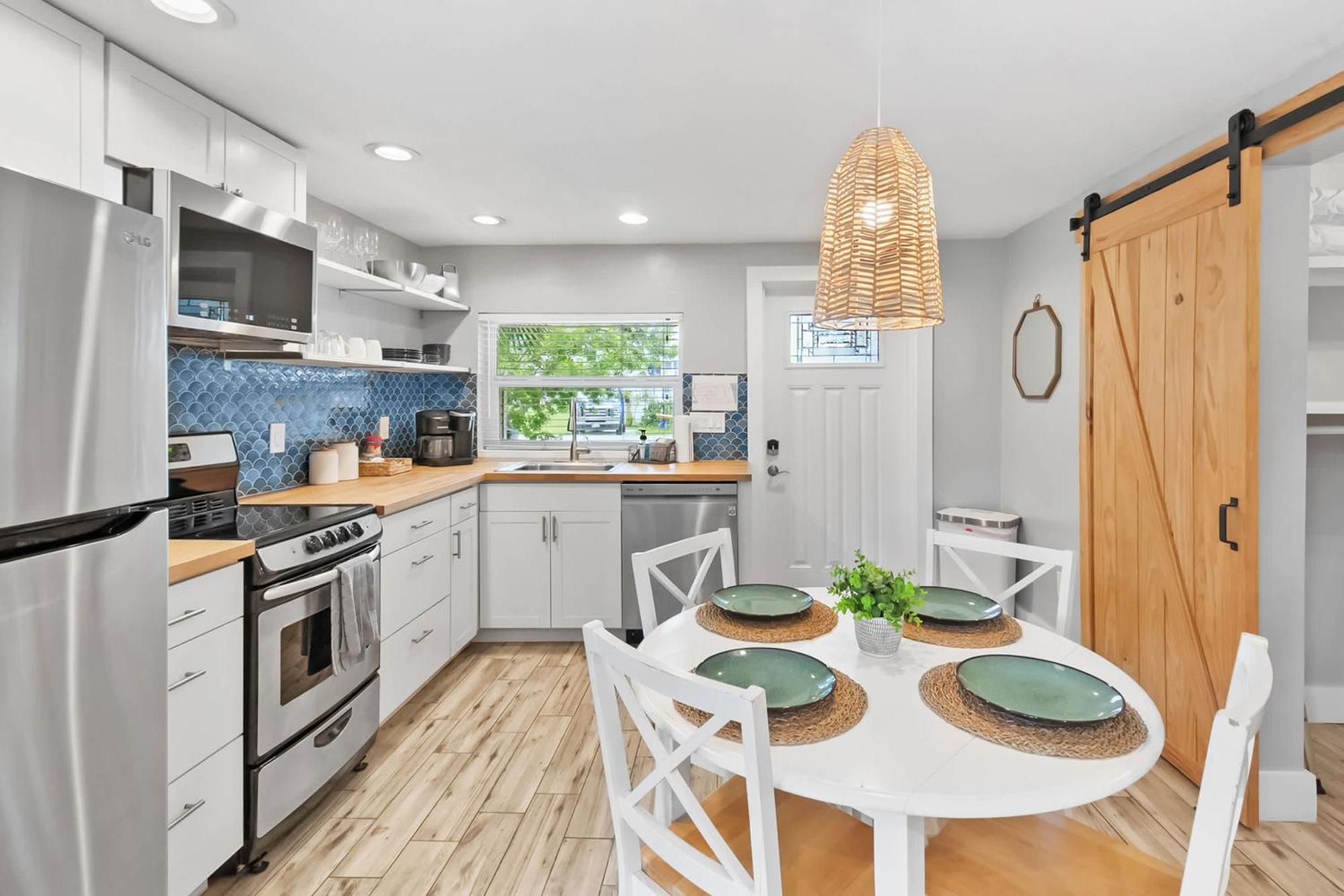 Coral Cottage, Stylish Studio Suite On Canal, Walkable To Beach, Private Parking Saint Augustine Exterior foto